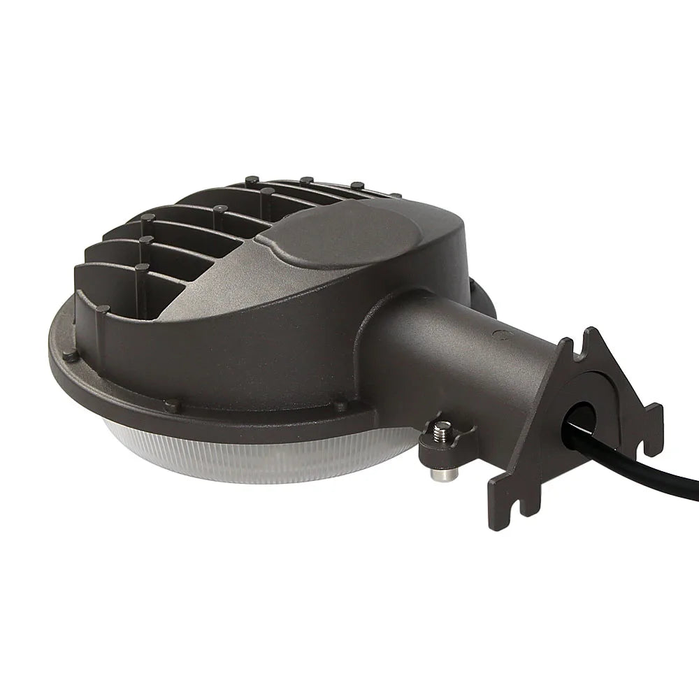 Dusk to Dawn Outdoor Lighting 40W LED Barn Lights Outdoor Security Area Street Light Waterproof for Garage Parking Lot