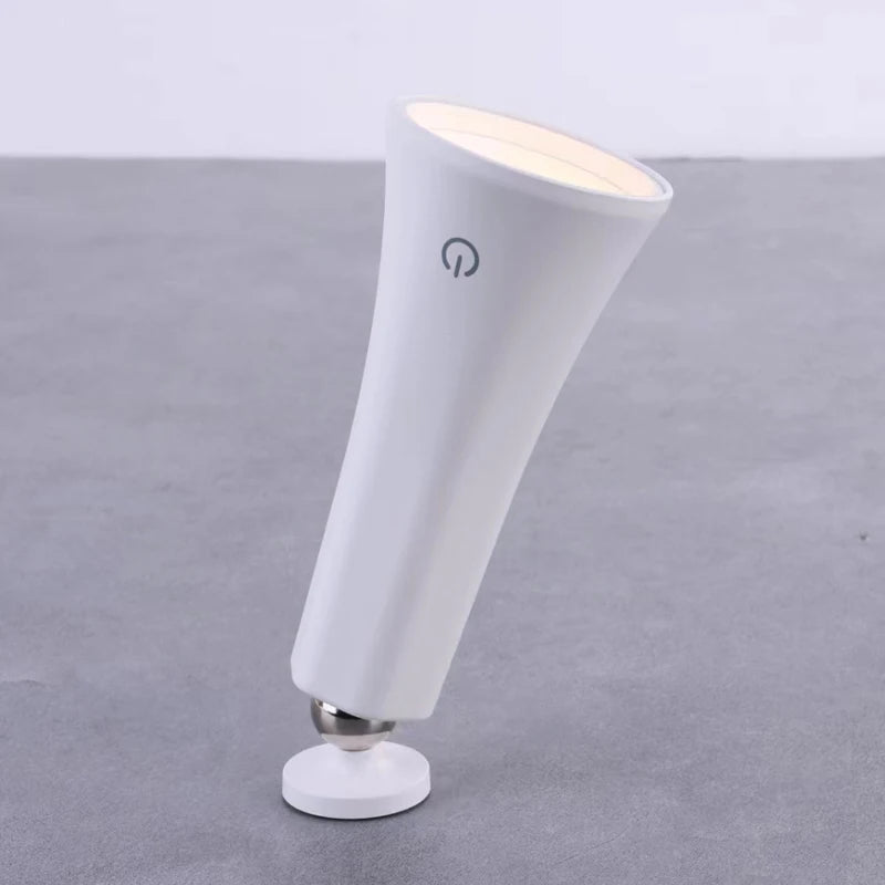 Magnetic Wall Desk Lamp Rechargeable Cordless 4-In-1Touch Clip Table Lamps Outdoor Flashlight Design Reading Room Home Decor
