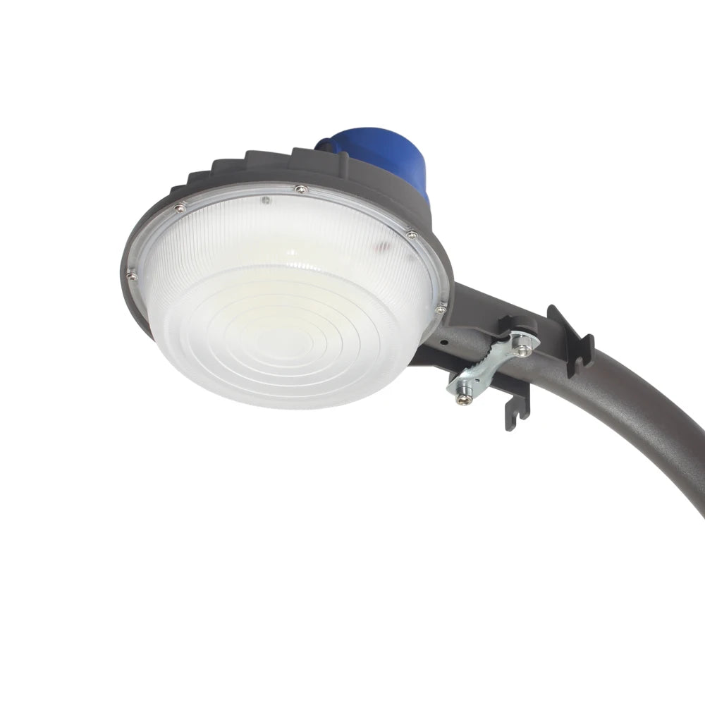 Dusk to Dawn Outdoor Lighting 40W LED Barn Lights Outdoor Security Area Street Light Waterproof for Garage Parking Lot